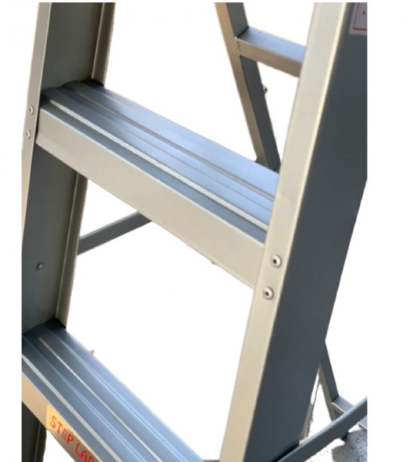 Folding Ladder 5 feet - Steel
